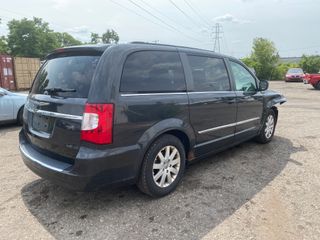 2011 Chrysler Town & Country Touring-L - Exterior Rear Right Corner Image
